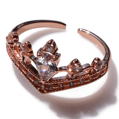 Ring faux bijoux brass crown with crystals in rose gold color BZ-RG-00344