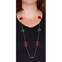 Necklace faux bijoux long in rose gold color with red and green crystals BZ-NK-00255 image 3 worn in the neck