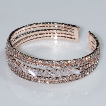 Bracelet faux bijoux brass bangle with white crystals in rose gold color BZ-BR-00465 Image 2