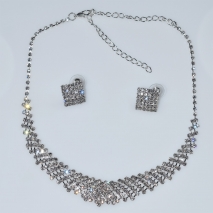 Necklace faux bijoux statement set with earrings in silver color with white crystals BZ-NK-00380 Image 3
