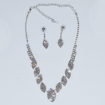 Necklace faux bijoux statement set with earrings in silver color with white crystals BZ-NK-00385 Image 3