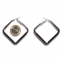 Earrings faux bijoux brass hoops rhombus in silver color BZ-ER-00661 compare size to 1 euro coin
