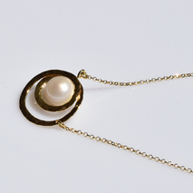 Handmade sterling silver necklace 925o forged two circles with gold plating and white pearls IJ-040044B Image 3