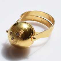 Χειροποίητο ασημένιο δαχτυλίδι 925ο σφαίρα σε ματ χρυσή επιμετάλλωση με λευκά ζιργκόν IJ-010019B Εικόνα 4
