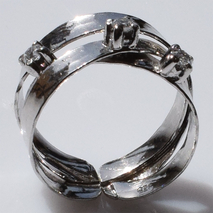 Χειροποίητο ασημένιο δαχτυλίδι 925ο σφυρήλατο σε ασημί επιμετάλλωση με λευκά ζιργκόν IJ-010109A Εικόνα 3