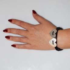 Bracelet faux bijoux brass hearts with black leather in silver color BZ-BR-00482 Image 2 worn in hand