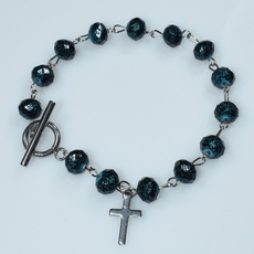 Bracelet faux bijoux brass cross with dark green crystals in silver color BZ-BR-00514 Image 4