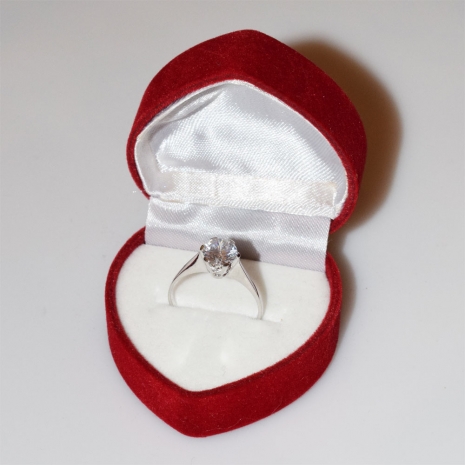 Χειροποίητο δαχτυλίδι μονόπετρο από επιπλατινωμένο ασήμι 925ο με ημιπολύτιμες πέτρες (ζιργκόν) IJ-010477-S στο κουτί συσκευασίας