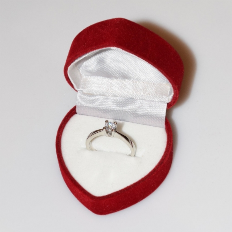 Χειροποίητο δαχτυλίδι μονόπετρο από επιπλατινωμένο ασήμι 925ο με ημιπολύτιμες πέτρες (ζιργκόν) IJ-010479-S στο κουτί συσκευασίας