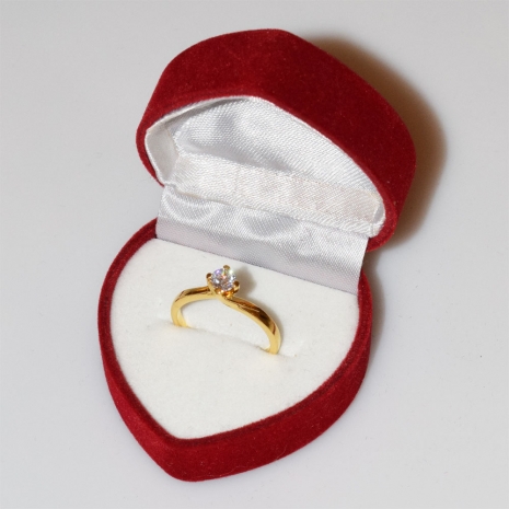 Χειροποίητο δαχτυλίδι μονόπετρο από επιχρυσωμένο ασήμι 925ο με ημιπολύτιμες πέτρες (ζιργκόν) IJ-010486-G στο κουτί συσκευασίας
